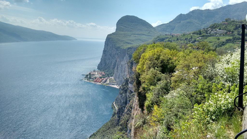 Casa Vacanze Regina Del Lago Tremosine 外观 照片