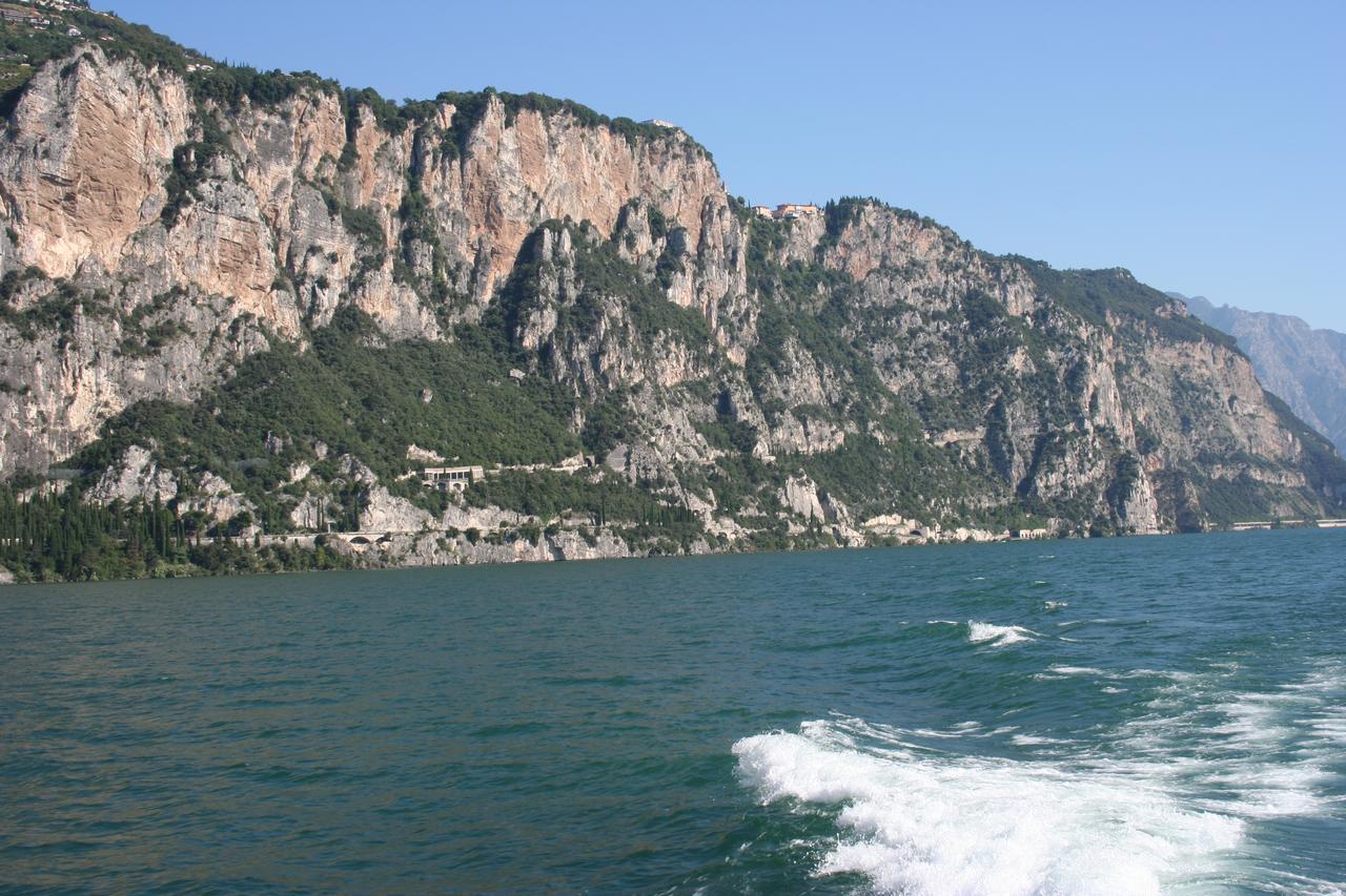 Casa Vacanze Regina Del Lago Tremosine 外观 照片